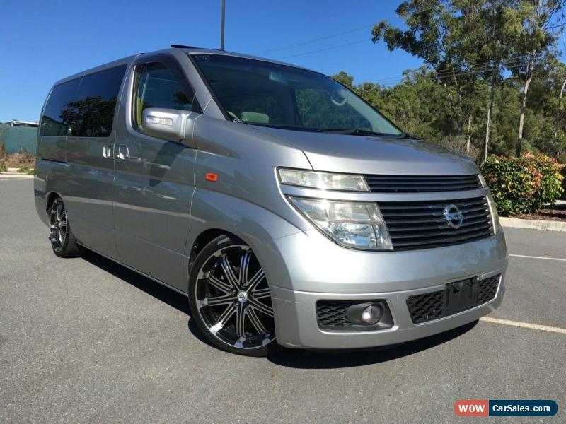 Nissan Elgrand 2003