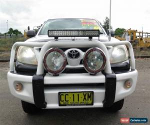 Classic 2007 Toyota Hilux KUN26R 07 Upgrade SR (4x4) White Manual 5sp M for Sale
