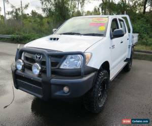 Classic 2007 Toyota Hilux KUN26R MY07 SR White Manual 5sp M 4D UTILITY for Sale