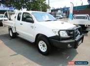 2009 Toyota Hilux KUN26R 09 Upgrade SR (4x4) White Manual 5sp M Extracab for Sale