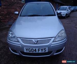 Classic 2004 VAUXHALL CORSA DESIGN 1.2 16V SILVER - EXCEPTIONALLY CLEAN - NEW MOT for Sale