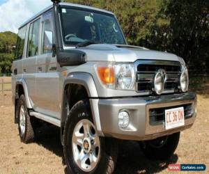 Classic 2011 TOYOTA land cruiser for Sale