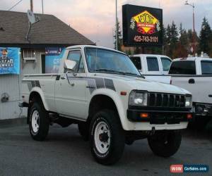 Classic 1982 Toyota Pickup SR5 2dr 4WD Standard Cab SB Pickup Truck 2-Door for Sale